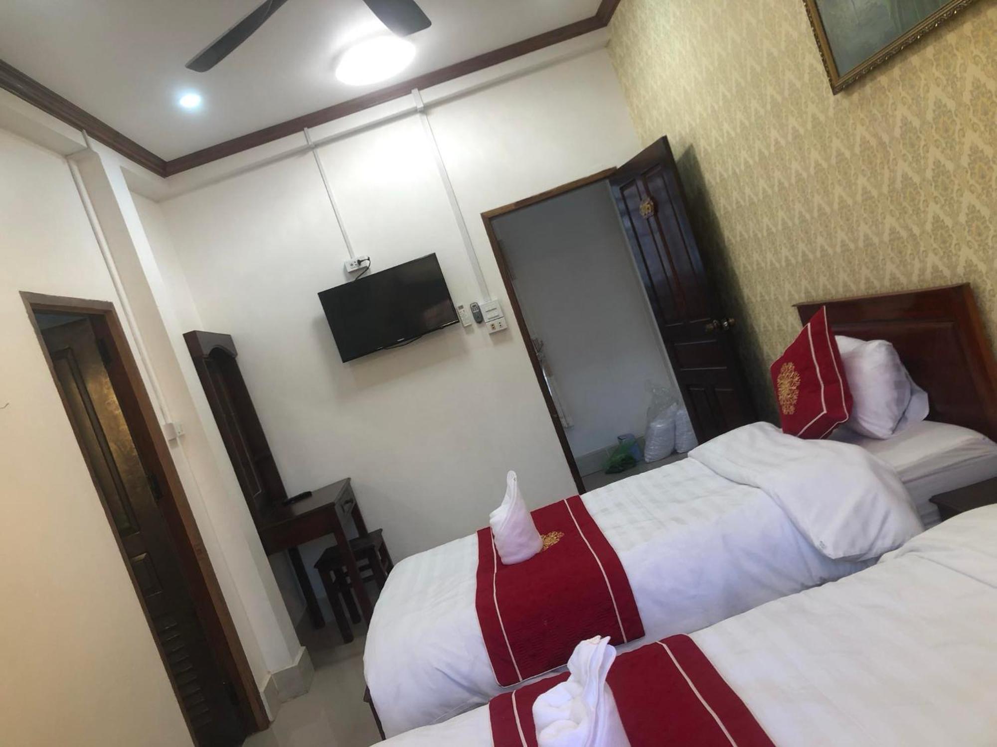 Xuan Keo Place House 2 لوانغ برابانغ المظهر الخارجي الصورة