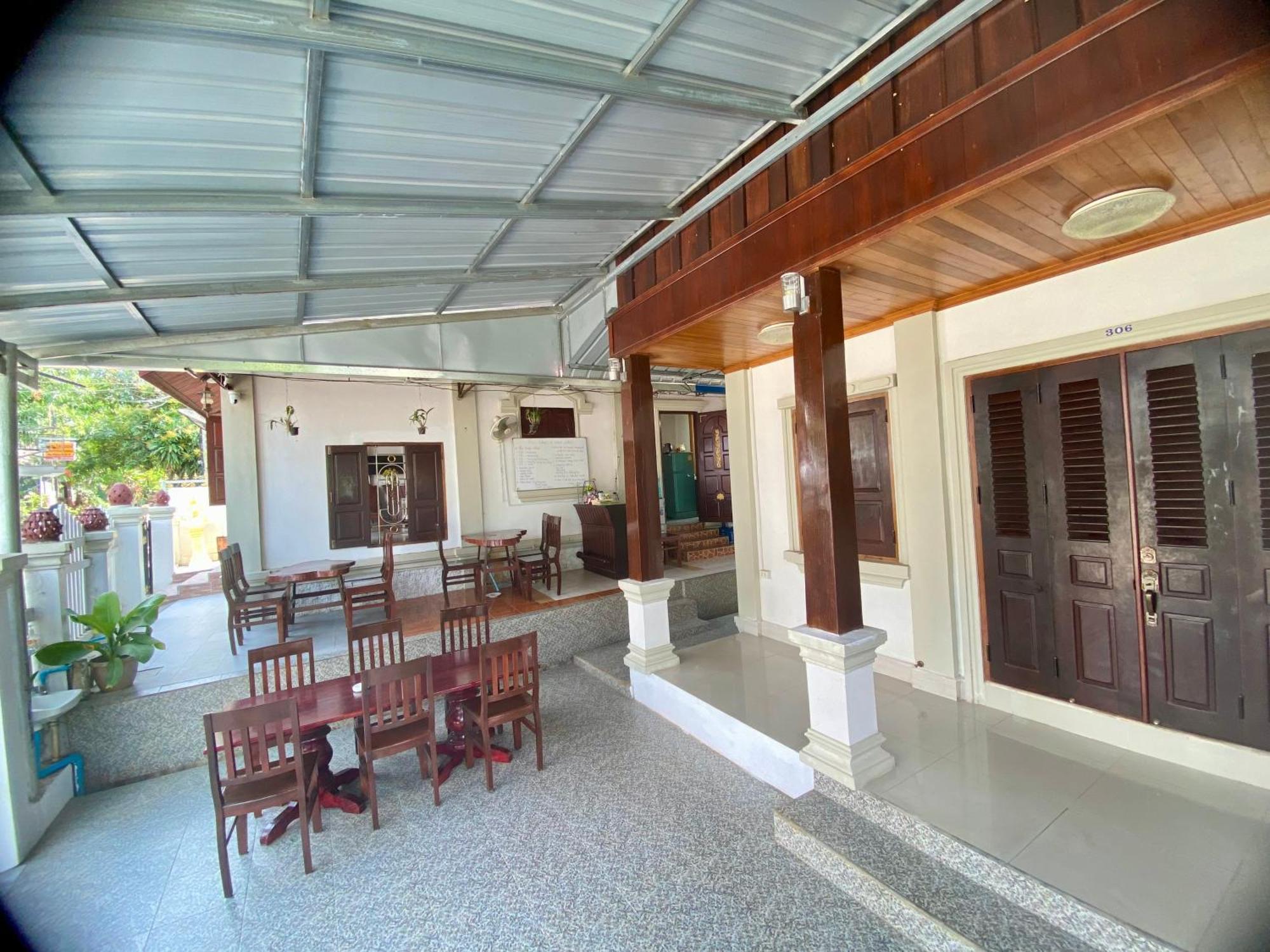 Xuan Keo Place House 2 لوانغ برابانغ المظهر الخارجي الصورة