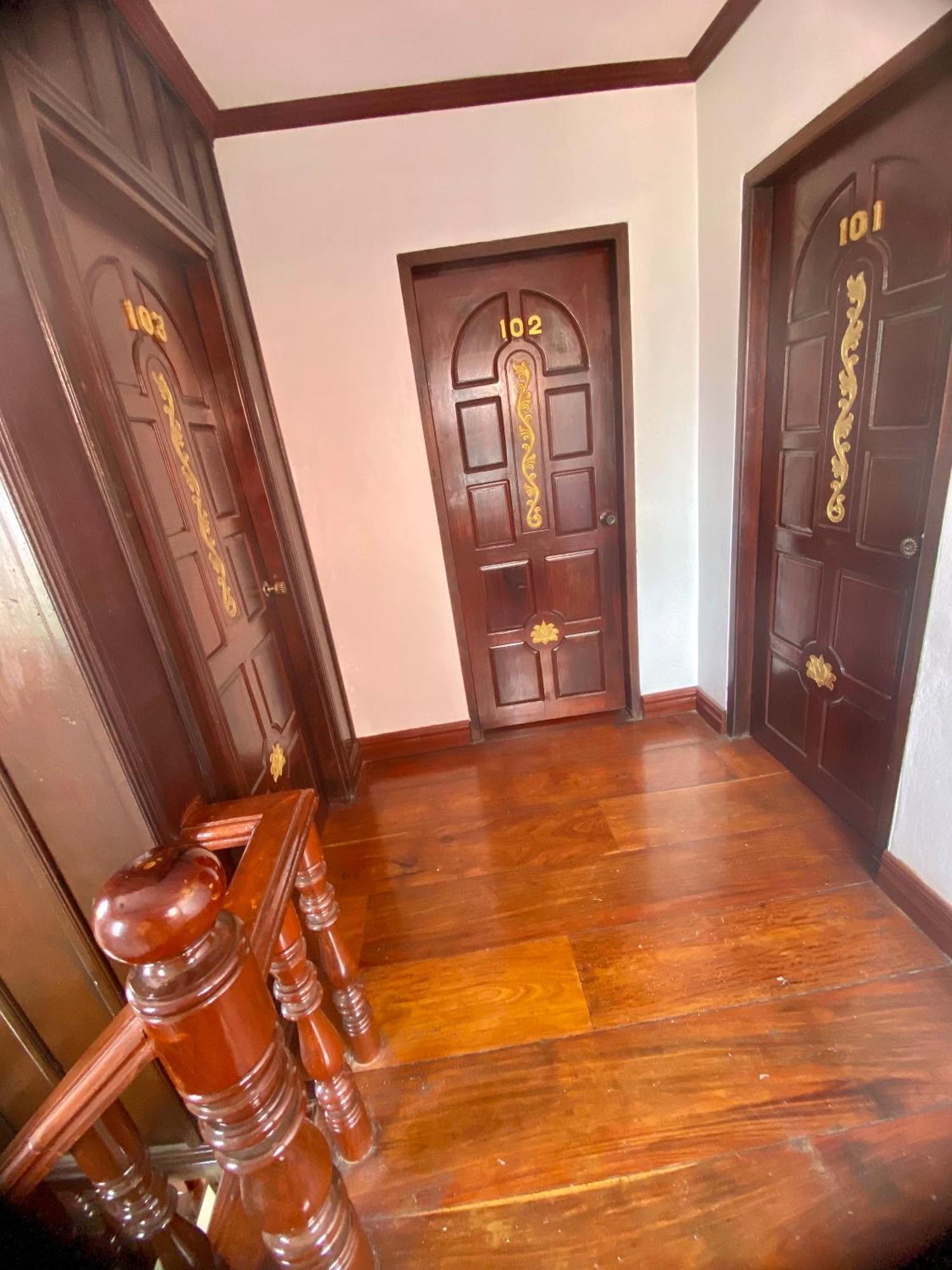Xuan Keo Place House 2 لوانغ برابانغ المظهر الخارجي الصورة