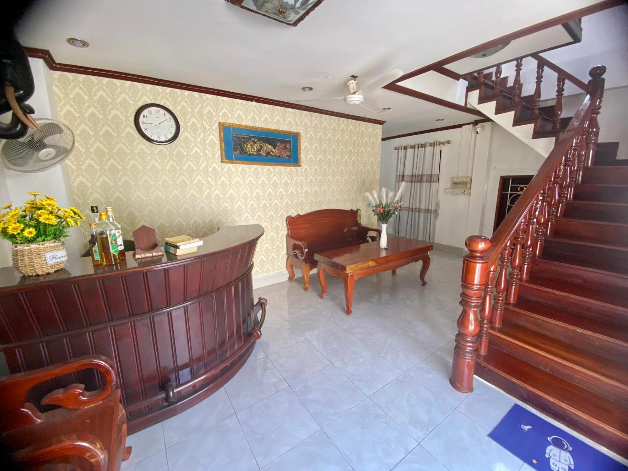 Xuan Keo Place House 2 لوانغ برابانغ المظهر الخارجي الصورة